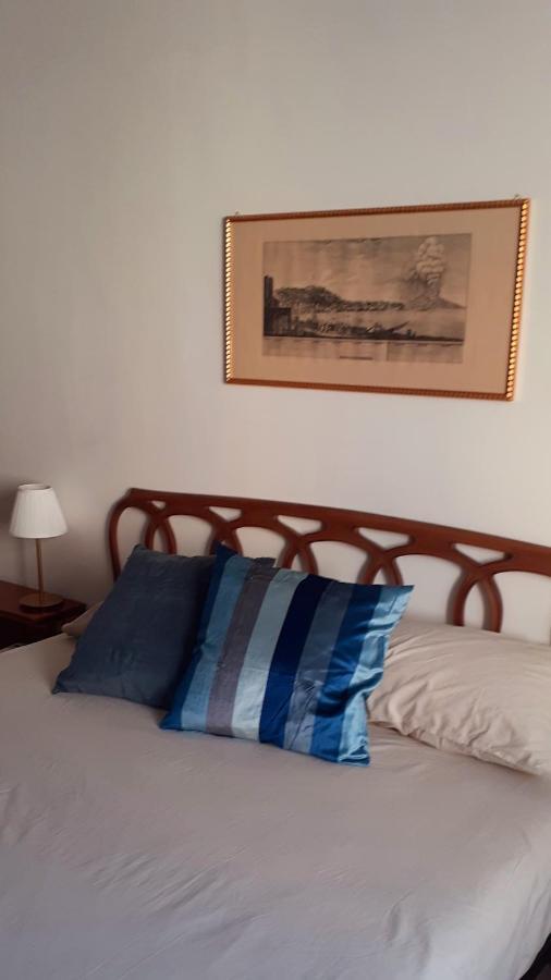 Appartement Vesuvia à Naples Extérieur photo