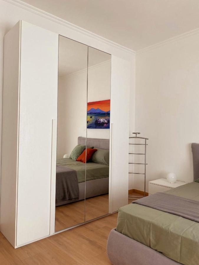 Appartement Vesuvia à Naples Extérieur photo